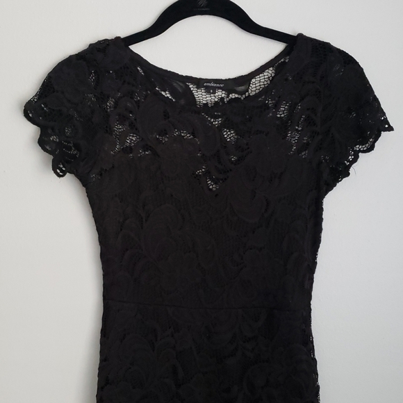 Dress - Picture 2 of 3